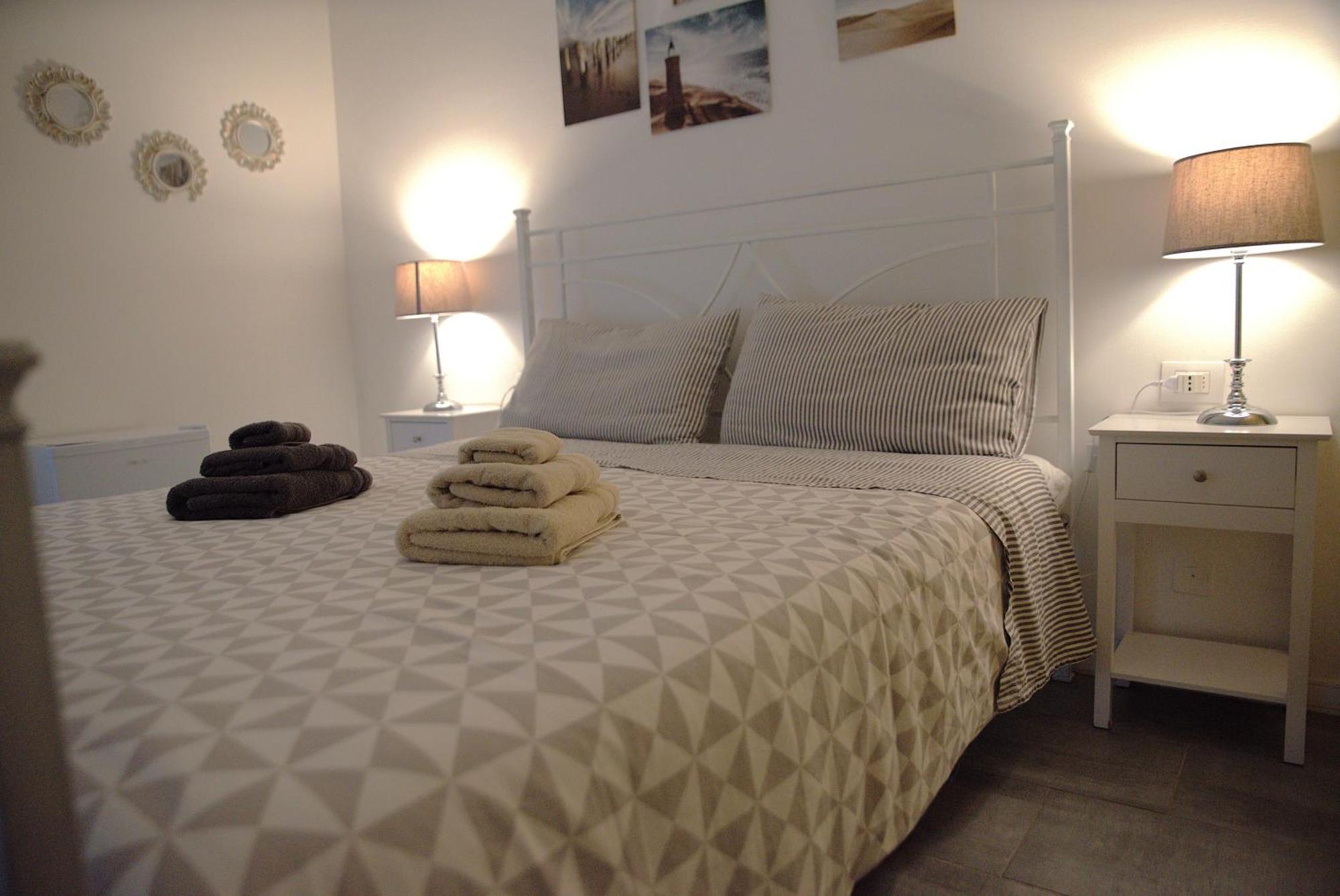 B&B Casa Balai 72 A 100 Mt Dal Mare Porto Torres Esterno foto